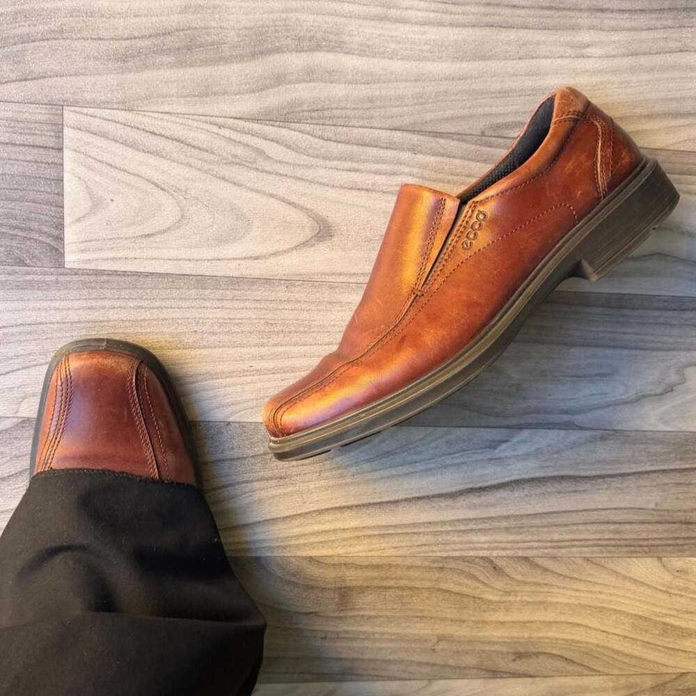 ECCO Brown Leather Slip-On Loafers Size 10 / EU 43